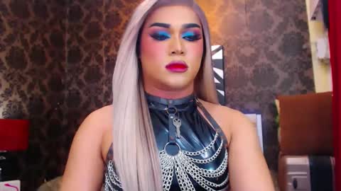 Snapshot of stellagrayts chatting on 02/11/25, 01:09 CALL ME STELLA online show from 02/11/25, 01:09