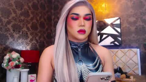 Snapshot of stellagrayts chatting on 02/13/25, 09:30 CALL ME STELLA online show from 02/13/25, 09:30