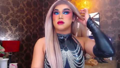 Snapshot of stellagrayts chatting on 02/14/25, 09:56 CALL ME STELLA online show from 02/14/25, 09:56