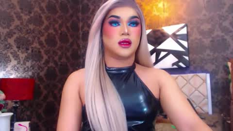 Snapshot of stellagrayts chatting on 02/16/25, 01:47 CALL ME STELLA online show from 02/16/25, 01:47