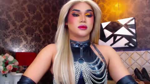 Snapshot of stellagrayts chatting on 02/21/25, 09:34 CALL ME STELLA online show from 02/21/25, 09:34