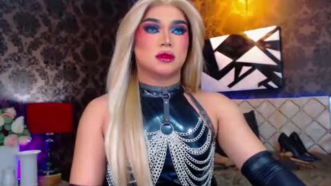 Snapshot of stellagrayts chatting on 02/24/25, 09:43 CALL ME STELLA online show from 02/24/25, 09:43