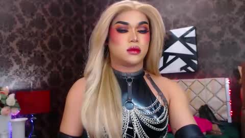 Snapshot of stellagrayts chatting on 03/11/25, 09:24 CALL ME STELLA online show from 03/11/25, 09:24