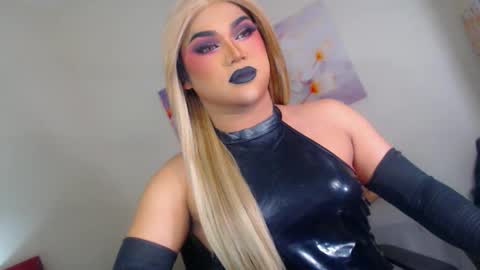 Snapshot of stellagrayts chatting on 09/10/25, 10:37 CALL ME STELLA online show from 09/10/25, 10:37