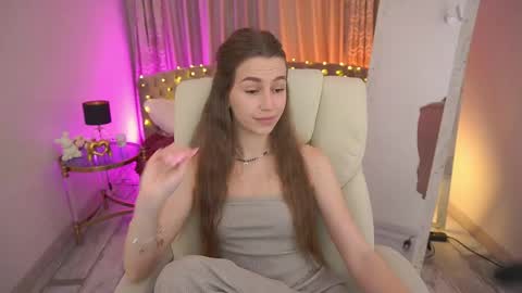 Snapshot of stellahoneywell chatting on 05/15/26, 01:51 stellahoneywell online show from 05/15/26, 01:51
