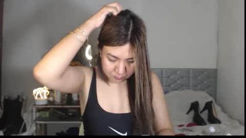 Stella online show from 11/07/25, 06:41