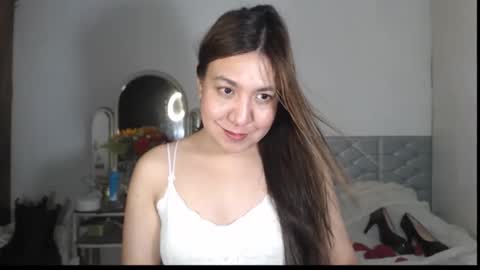 Stella online show from 11/28/25, 08:55