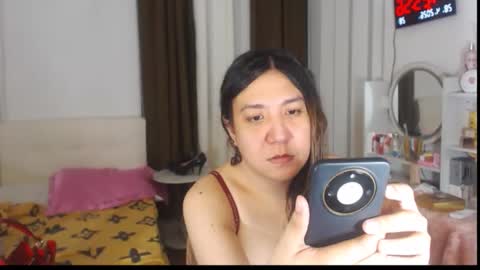 Snapshot of stellahugets chatting on 04/28/26, 11:26 Stella online show from 04/28/26, 11:26