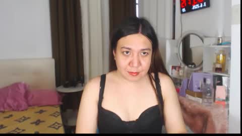 Snapshot of stellahugets chatting on 06/03/26, 12:57 Stella online show from 06/03/26, 12:57