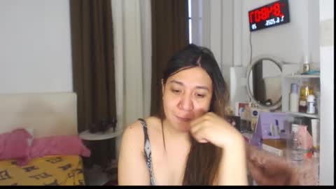 Snapshot of stellahugets chatting on 06/07/26, 12:48 Stella online show from 06/07/26, 12:48