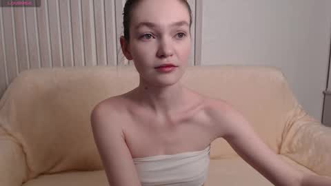 Snapshot of stellapayne chatting on 10/24/25, 10:50 stellapayne online show from 10/24/25, 10:50