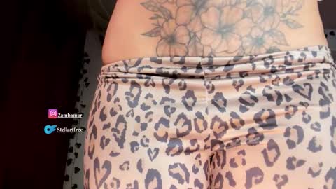 stellart_ online show from 10/23/25, 04:45