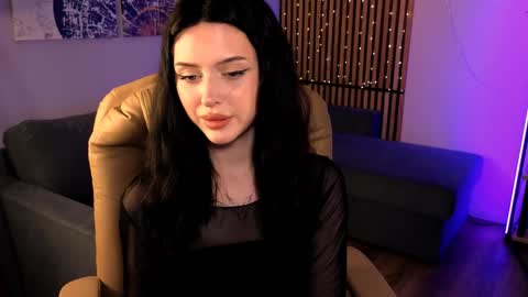 Snapshot of stellary_shy chatting on 12/23/24, 03:55 Stellary online show from 12/23/24, 03:55