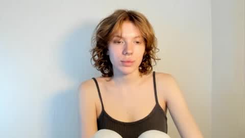 S T E L L A online show from 09/09/25, 11:54