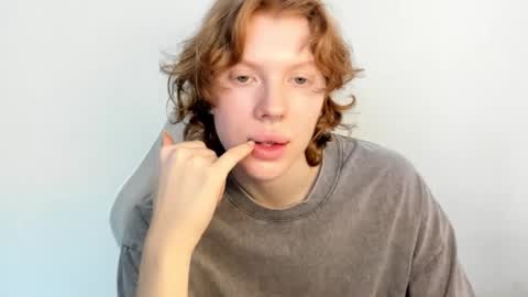 S T E L L A online show from 03/03/26, 09:37