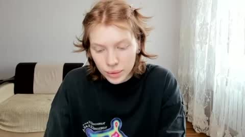 S T E L L A online show from 04/23/26, 10:03