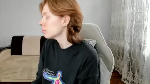 S T E L L A online show from 04/26/26, 11:08