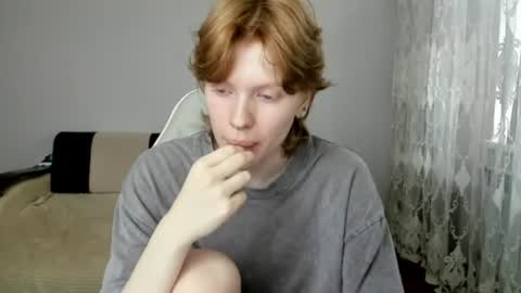 S T E L L A online show from 07/10/26, 11:02
