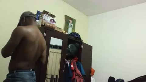 Snapshot of stemanlu9 chatting on 11/18/25, 04:50 Steman online show from 11/18/25, 04:50