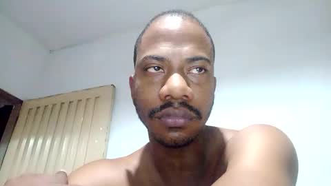 Snapshot of stemanlu9 chatting on 12/05/25, 05:49 Steman online show from 12/05/25, 05:49