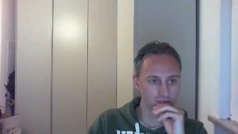 sten015 online show from 11/24/25, 04:51