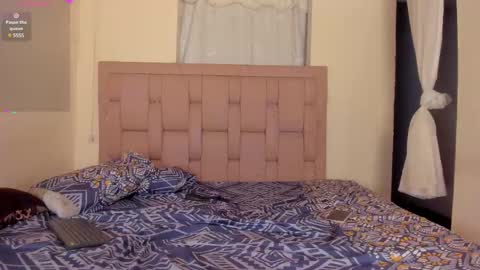 Stepcouple   online show from 03/10/25, 10:13