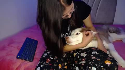 Emma online show from 12/06/24, 02:57