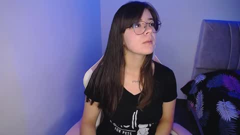 Emma online show from 02/20/25, 03:01