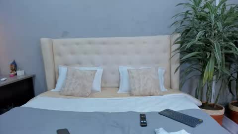 Stephane Rouss online show from 09/10/25, 07:58