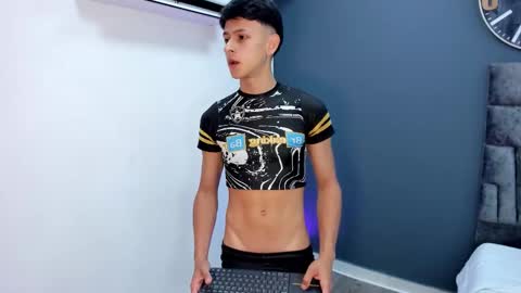 Stephane Rouss online show from 11/15/25, 07:54