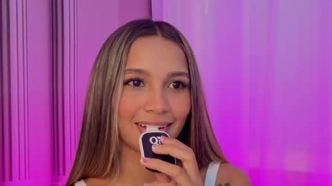 Snapshot of stephani_sweet chatting on 06/03/26, 09:53 Stefff online show from 06/03/26, 09:53
