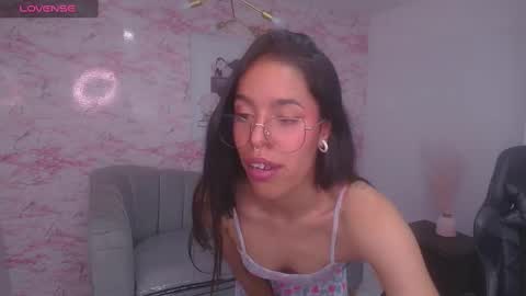 Stephania online show from 01/08/25, 06:20