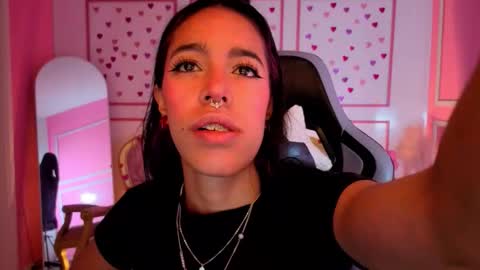 Stephania online show from 01/16/26, 12:09