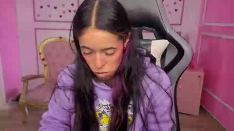 Stephania online show from 02/10/26, 12:09