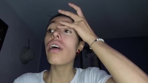 Stephania online show from 03/11/26, 05:52