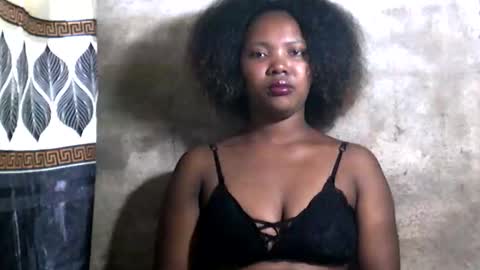 stephanie172 online show from 12/20/25, 06:42