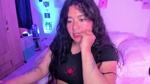 Stephanie  online show from 12/24/24, 06:33