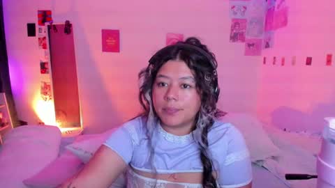 Stephanie  online show from 02/07/25, 07:29