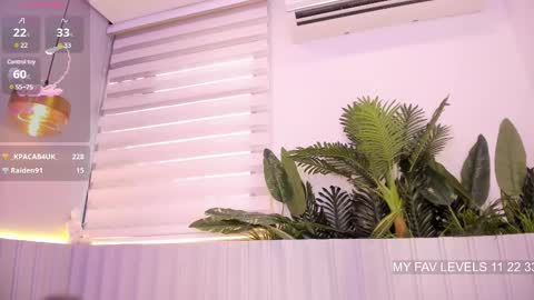 Snapshot of stephany__monroe chatting on 02/13/25, 04:39 Stephany online show from 02/13/25, 04:39