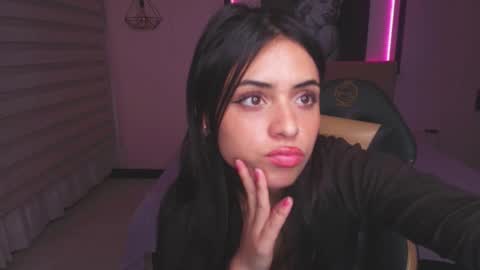 Snapshot of stephany_rodriguez_ chatting on 03/06/25, 04:17 stephany_rodriguez_ online show from 03/06/25, 04:17