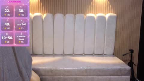 Snapshot of stephany_rodriguez_ chatting on 12/03/25, 12:25 stephany_rodriguez_ online show from 12/03/25, 12:25