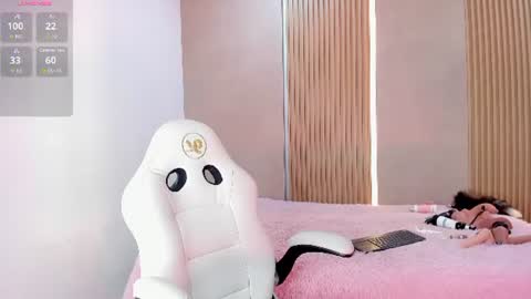 Snapshot of stephany_summer chatting on 07/11/26, 08:00 Stephany online show from 07/11/26, 08:00