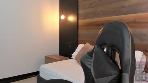 S T E P H A N Y A online show from 11/21/25, 07:12