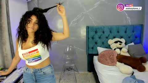 Stefanny online show from 06/07/26, 01:32