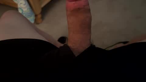 Snapshot of stephen5963 chatting on 12/26/24, 02:16 Tips are VERY much appreciated online show from 12/26/24, 02:16