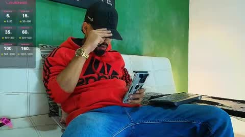    ................     online show from 04/15/26, 03:57