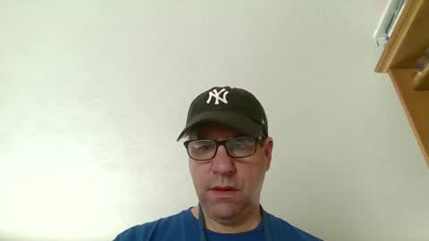 stephenhal9 online show from 12/05/25, 06:15