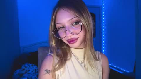 Snapshot of stepheniesemans chatting on 02/23/26, 02:58 Stef online show from 02/23/26, 02:58