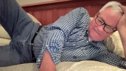 Steve online show from 12/15/25, 10:03