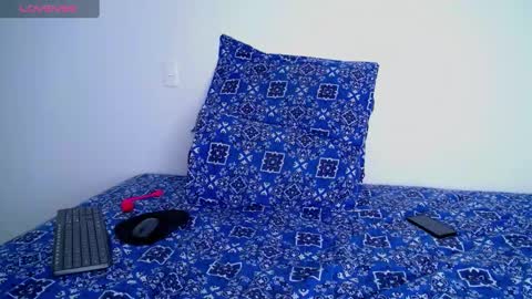 Snapshot of steven_smith05 chatting on 02/25/25, 07:42 Esteban online show from 02/25/25, 07:42